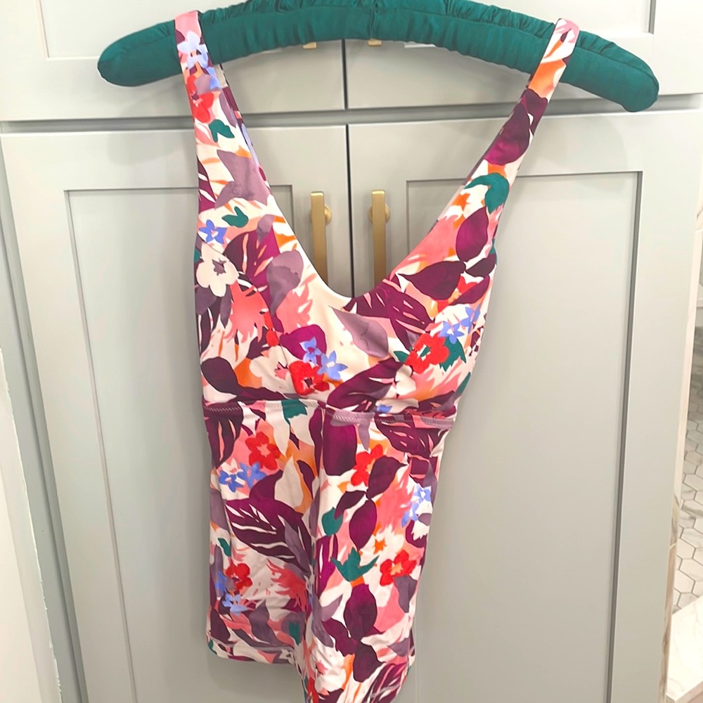 Athleta tankini and bottoms.  Size M
